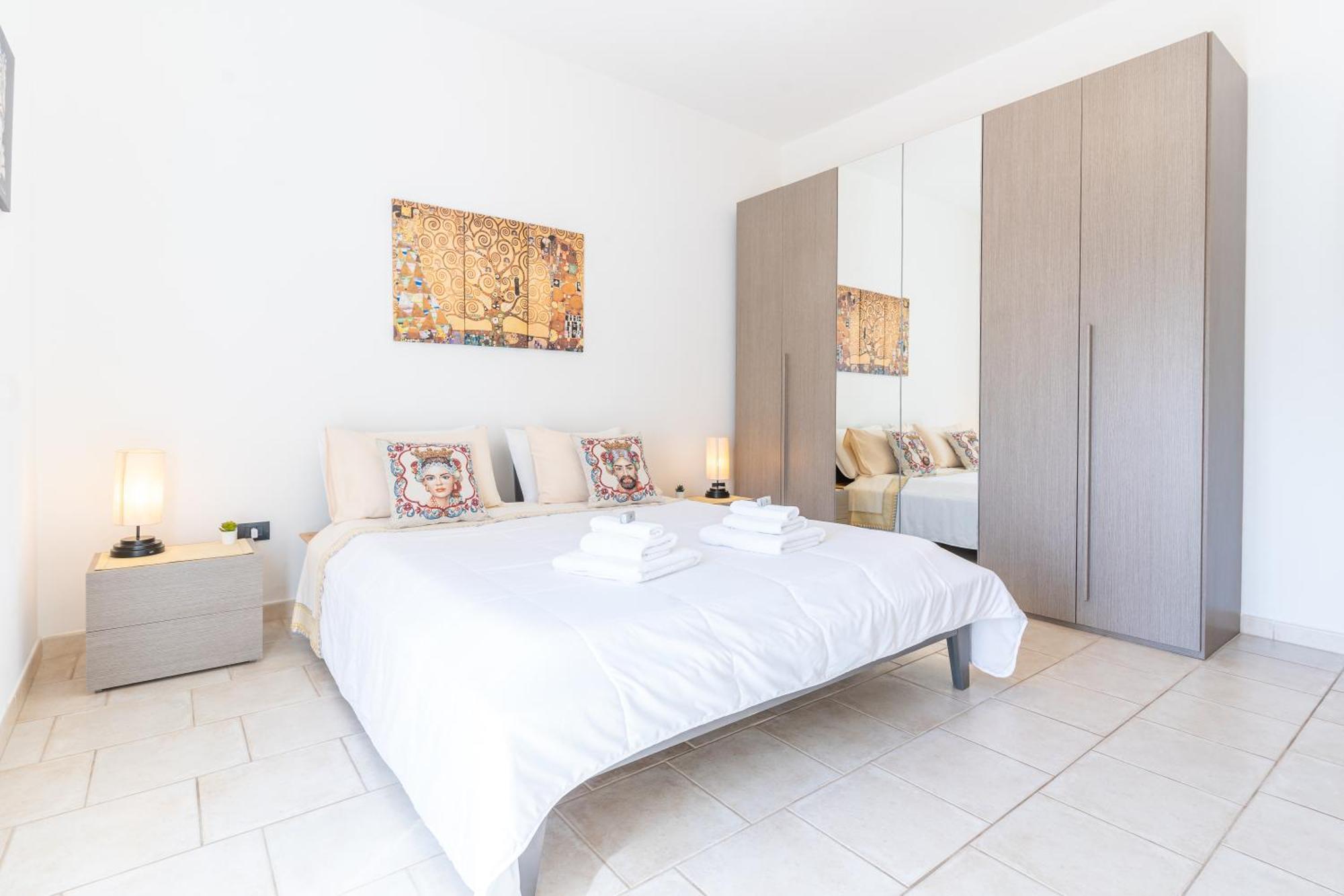 I Mori Ca Apartment Модика Екстериор снимка